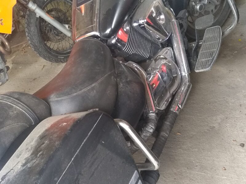 Suzuki Intruder