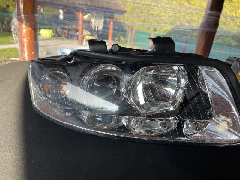 Lampy Audi a4 b6