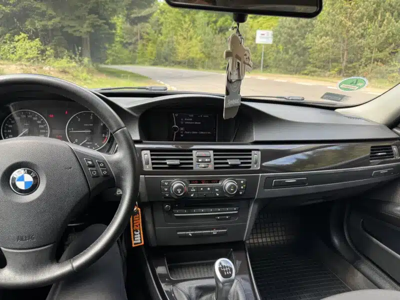 Bmw E91 318D 143/170km 2012 lift
