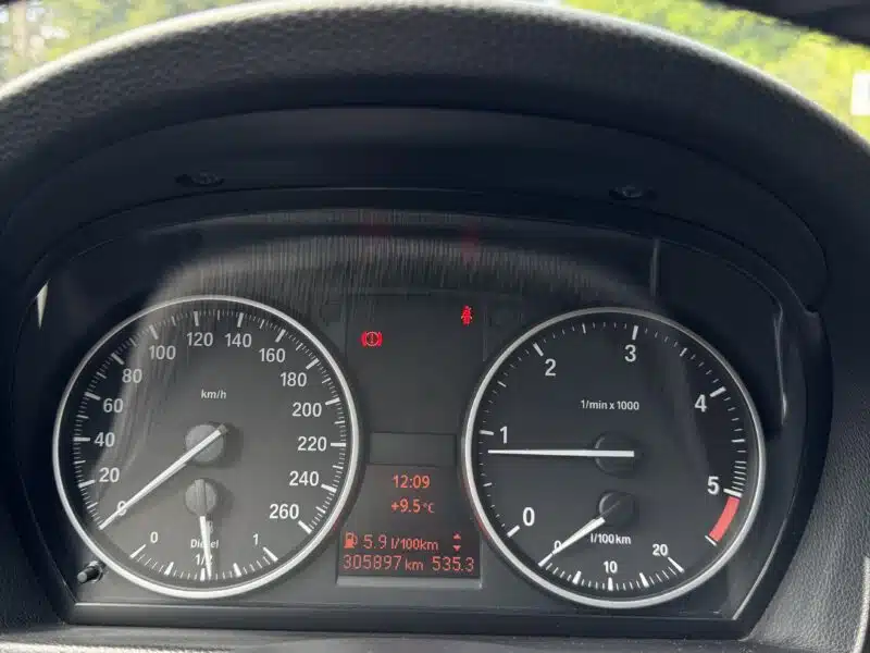 Bmw E91 318D 143/170km 2012 lift
