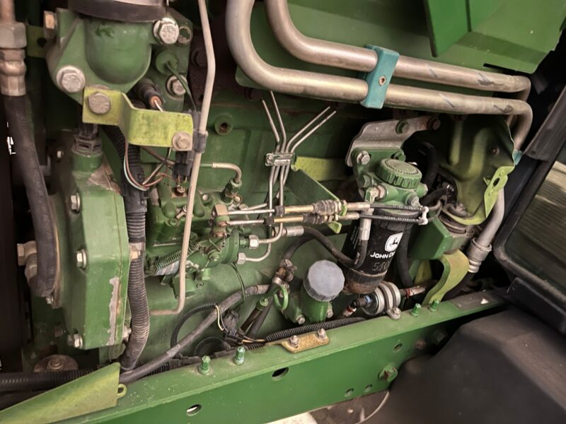John Deere 5720 od nowości w gospodarstwie, idealny stan