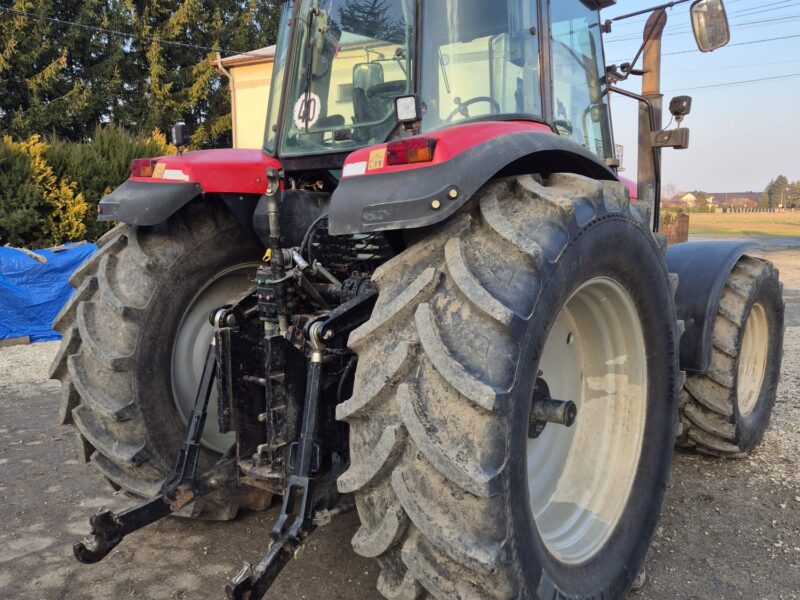 Massey Ferguson 8220