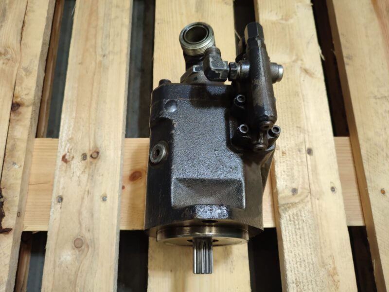 Pompa hydrauliczna REXROTH 394268A2 McCORMICK MC 135
