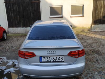 Audi A4 b8 2.0tdi 143km