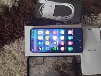 Sprzedam Samsunga s21fe 5g 6gb ram 128gb pamieci