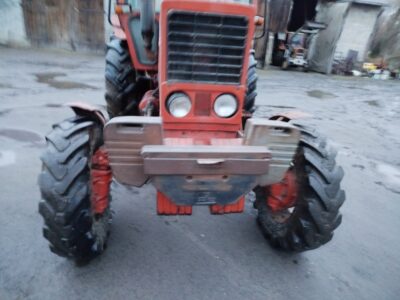 MTZ Belarus 82