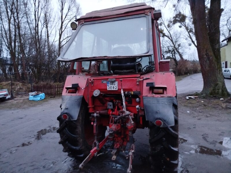 MTZ Belarus 82