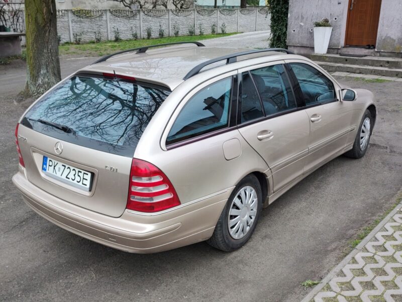 Sprzedam mercedesa c200 do negocjacji