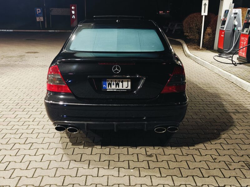 Mercedes E280