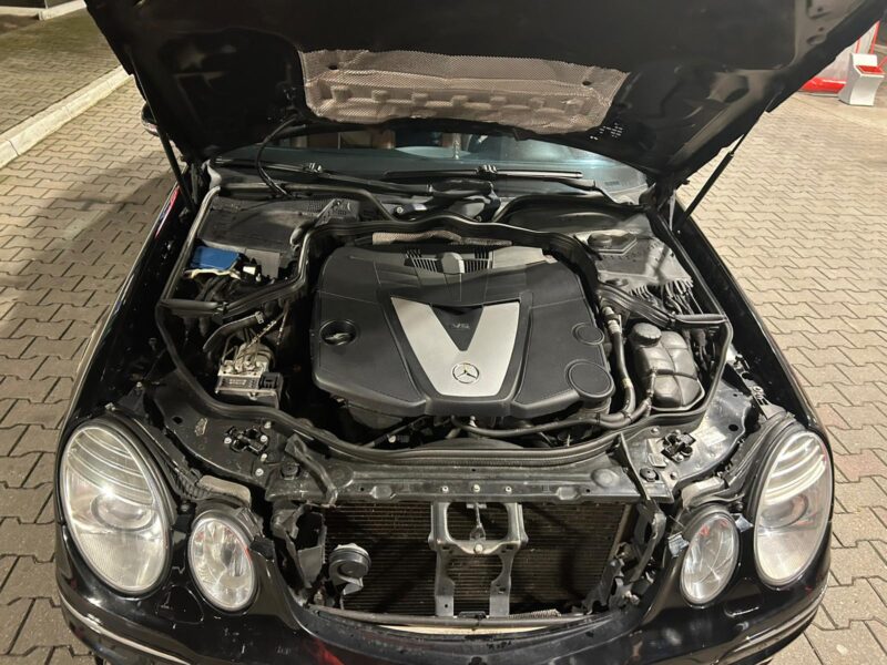 Mercedes E280