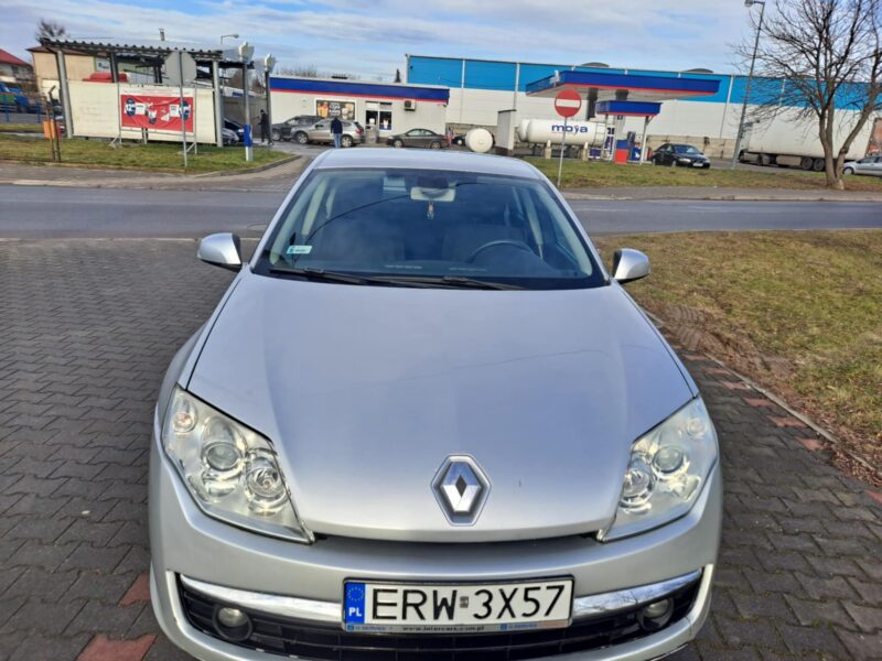 Renault Laguna 3 2007r 2.0 diesel