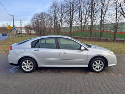 Renault Laguna 3 2007r 2.0 diesel