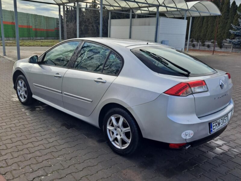 Renault Laguna 3 2007r 2.0 diesel