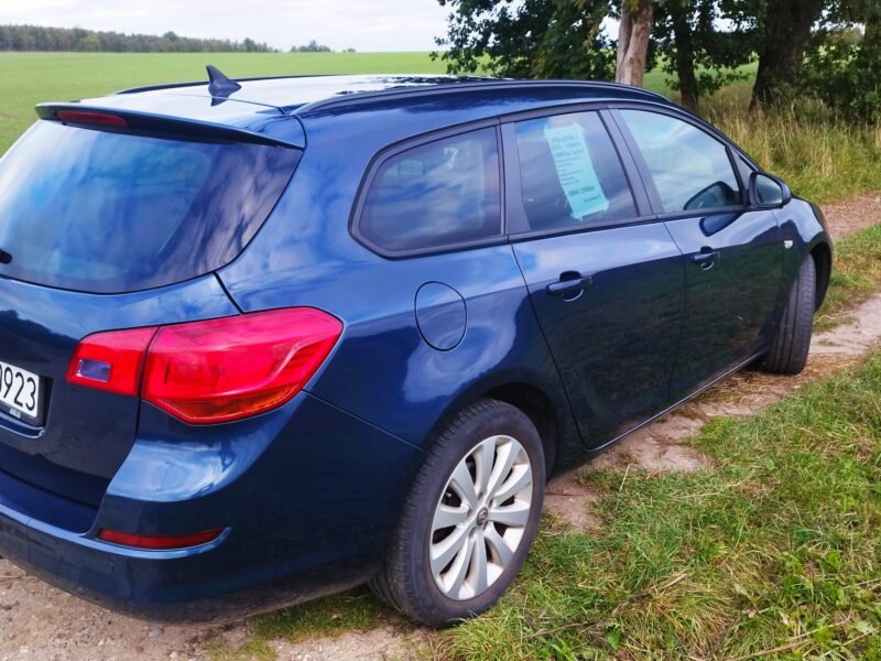 2011 Astra 1.6 Bez turbo