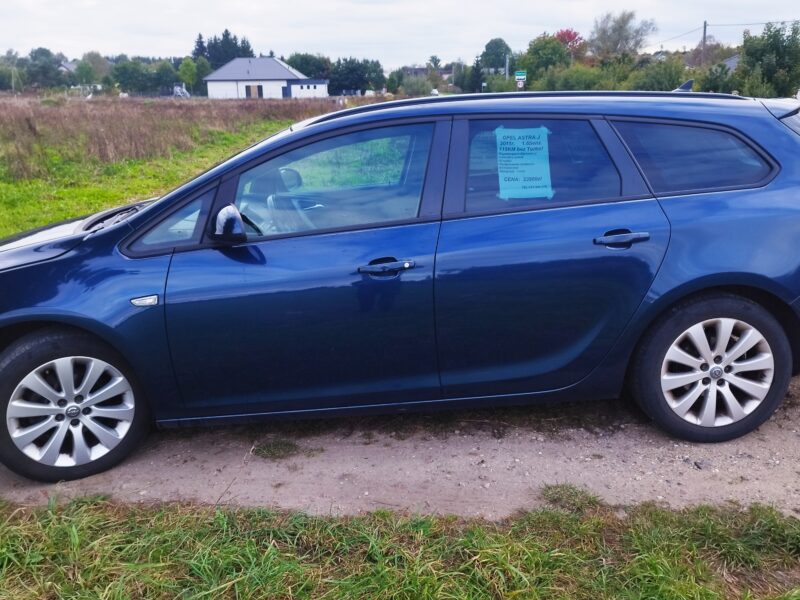 2011 Astra 1.6 Bez turbo