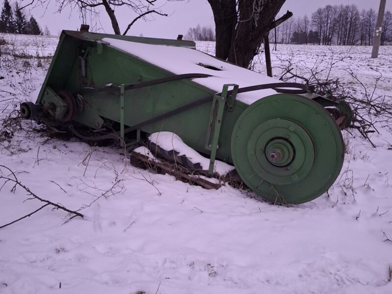 Podajnik pochyły kombajnu John Deere 1177