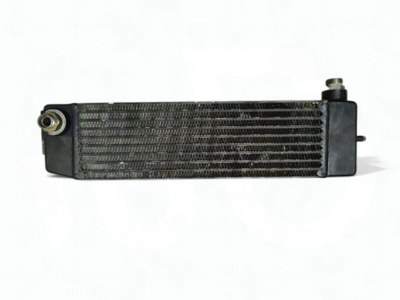 Chłodnica oleju 243065 243030 Manitou MLT 741
