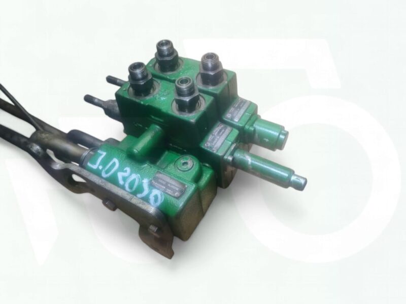Rozdzielacz BUCHER 000484 AL202034 AL231704 JOHN DEERE 6130 M