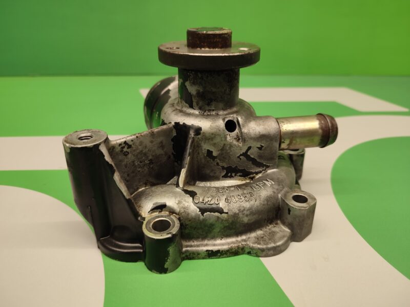 Pompa wody Deutz BF4M1012 04204095R Merlo