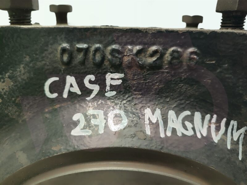 Zwrotnica 292564A2 CASE 270 MAGNUM