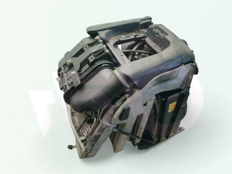 Zespół chłodnic MAHLE 001878134 DEUTZ FAHR AGROTRON 6165 2021r.