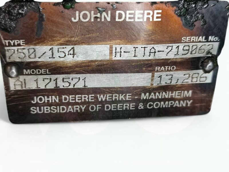 Zwolnica Zwrotnica 75006029639 Piasta Półoś AL110925 JOHN DEERE 6820