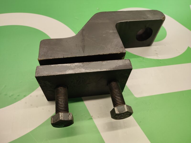 Ucho Dolnego Zaczepu Fendt 824 Vario