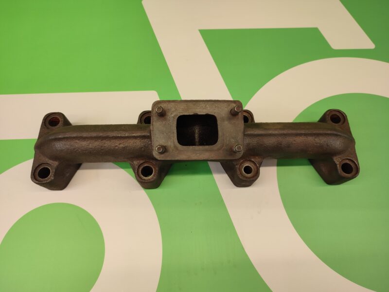 Kolektor wydechowy Deutz BF4M2012C 04251377R Deutz-Fahr AGROVECTOR 26.6