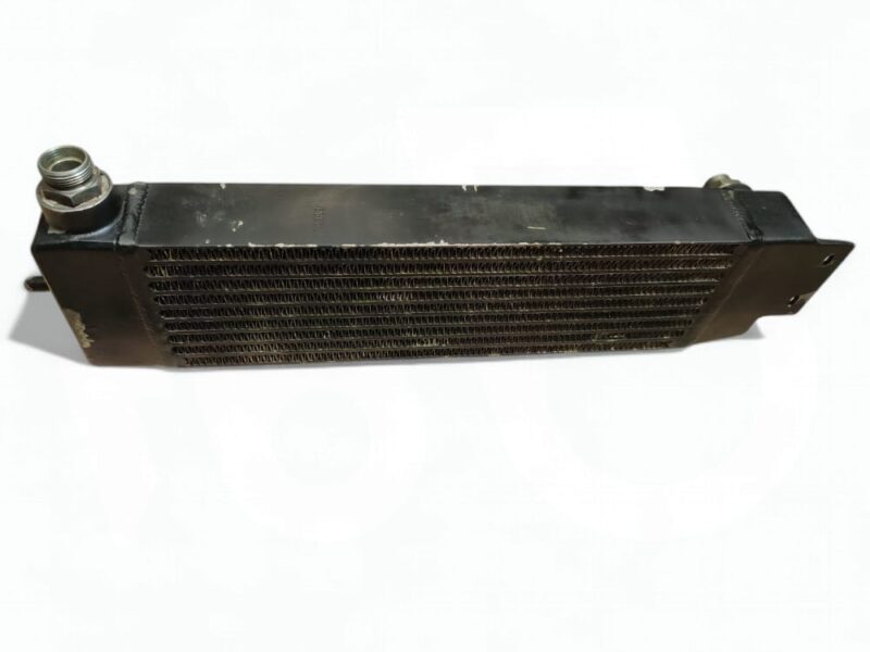 Chłodnica oleju 243065 243030 Manitou MLT 634