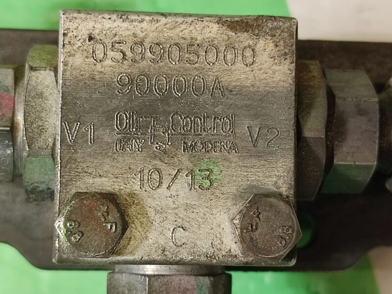 Zawór hydrauliczny OIL CONTROL 059905000 John Deere 3400