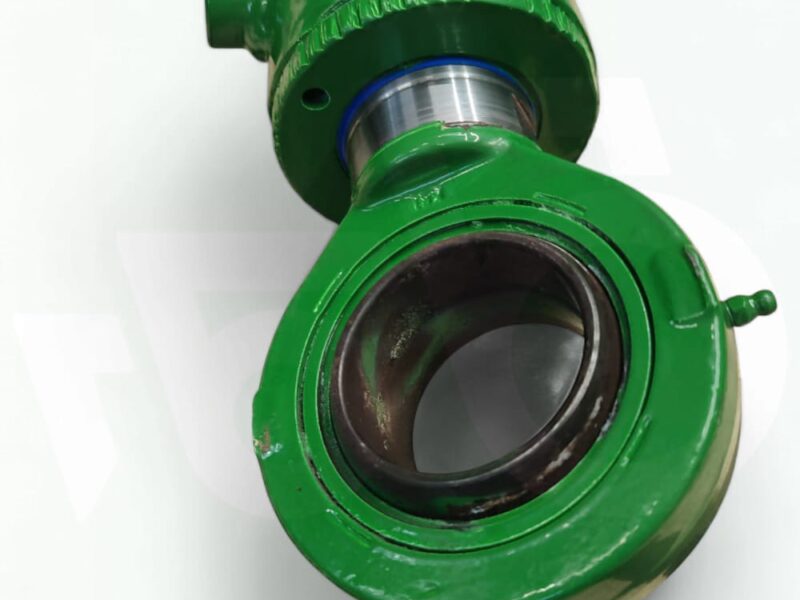Siłownik Amortyzacji Przedniego Zawieszenia RE186113 TA20415 John Deere 8345R