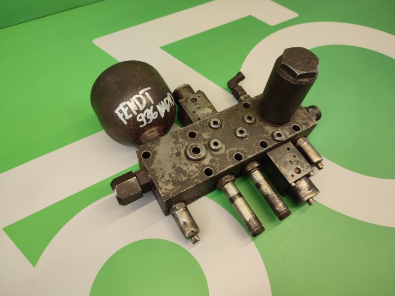 Blok hydrauliczny G931100600011 AKUMULATOR H916100600010 Fendt 936 Vario