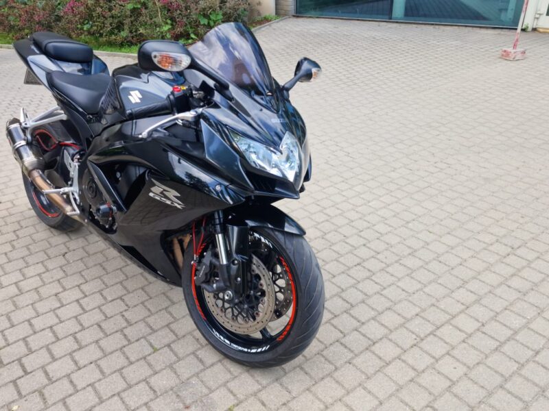 Suzuki GSX-R 750