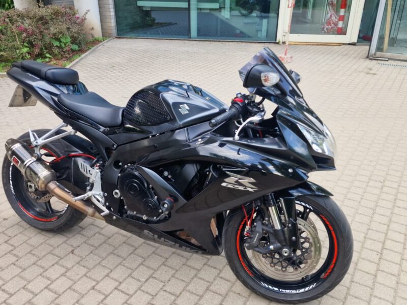 Suzuki GSX-R 750