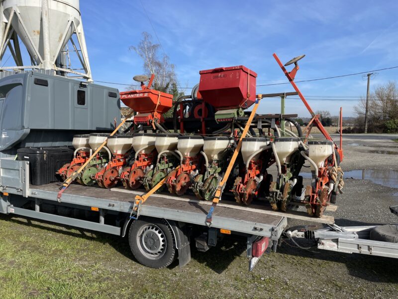 Siewnik do soi słonecznika buraków fasoli Kuhn Planter 10 rzędów