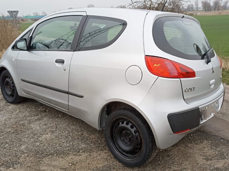 Mitsubishi Colt Cz3 1.3 benzyna 2005r.