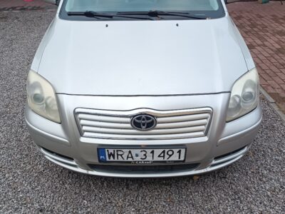 TOYOTA AVENSIS T25 2.0D 116 KM 2004r