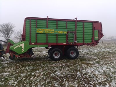 Przyczepa samozbierającą Strautmann Mega-Vitesse CFS 3801 DO