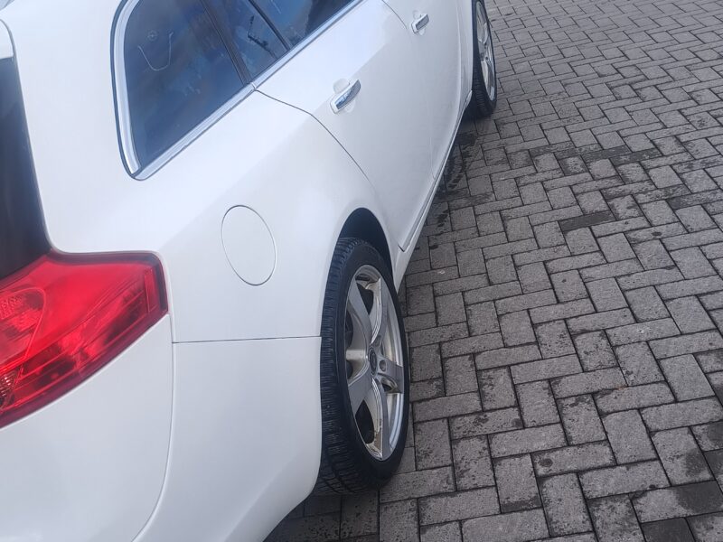 Opel Insignia 2.0cdti ecoflex 2012r