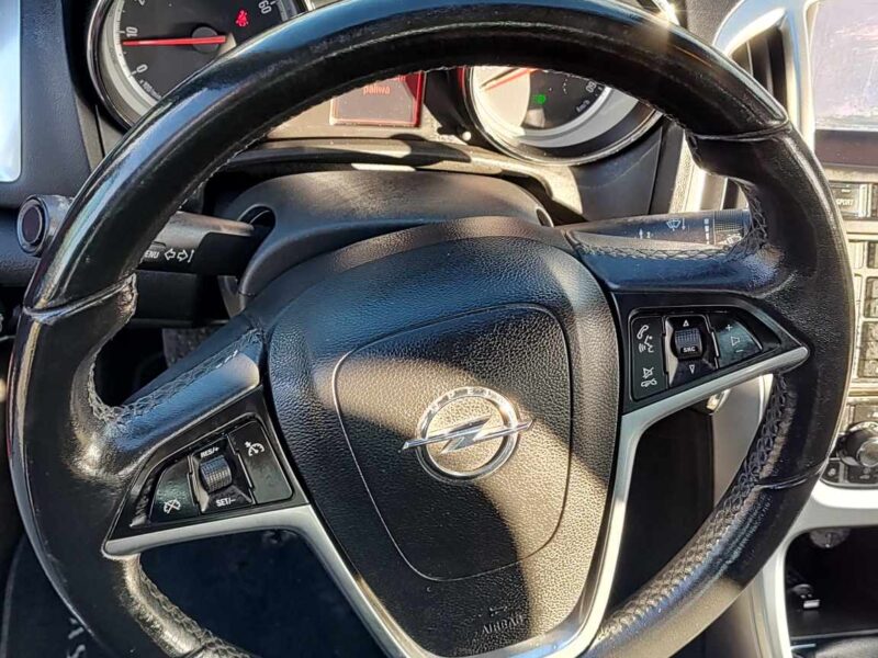 Opel Astra J