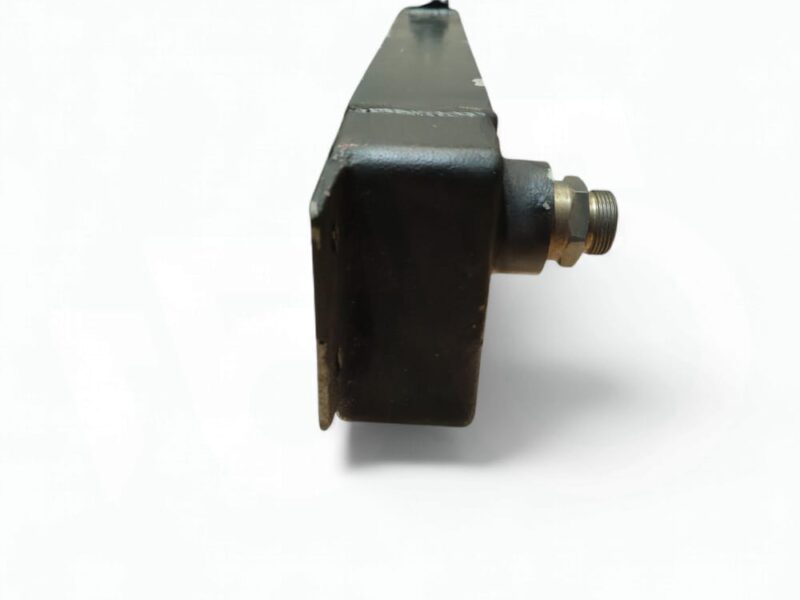 Chłodnica oleju 243065 243030 Manitou MLT 634