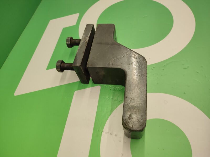 Ucho Dolnego Zaczepu Fendt 824 Vario