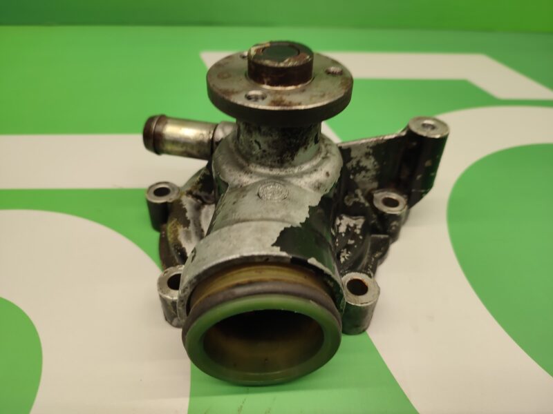 Pompa wody Deutz BF4M1012 04204095R Merlo