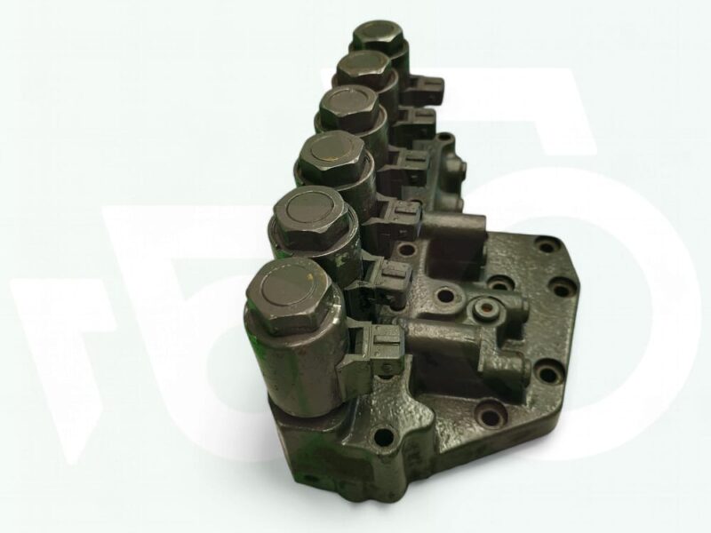 Blok zaworowy WOM G411150600040 G411151600011 Fendt 820 Vario