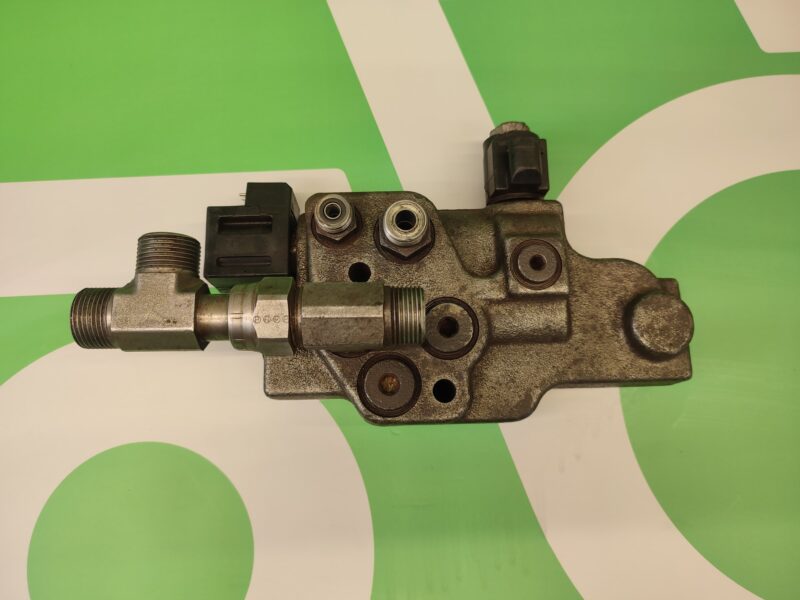Sekcja rozdzielacza 406554A1 WOM 87705317 New Holland TG 275