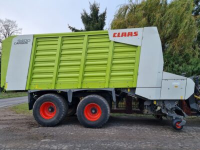 Claas Cargos 9400 przyczepa samozbierająca dwuzadaniowa walce wózek