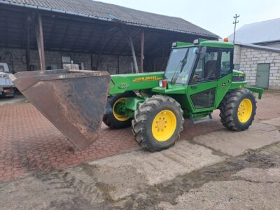 Ładowarka teleskopowa John Deere 4500