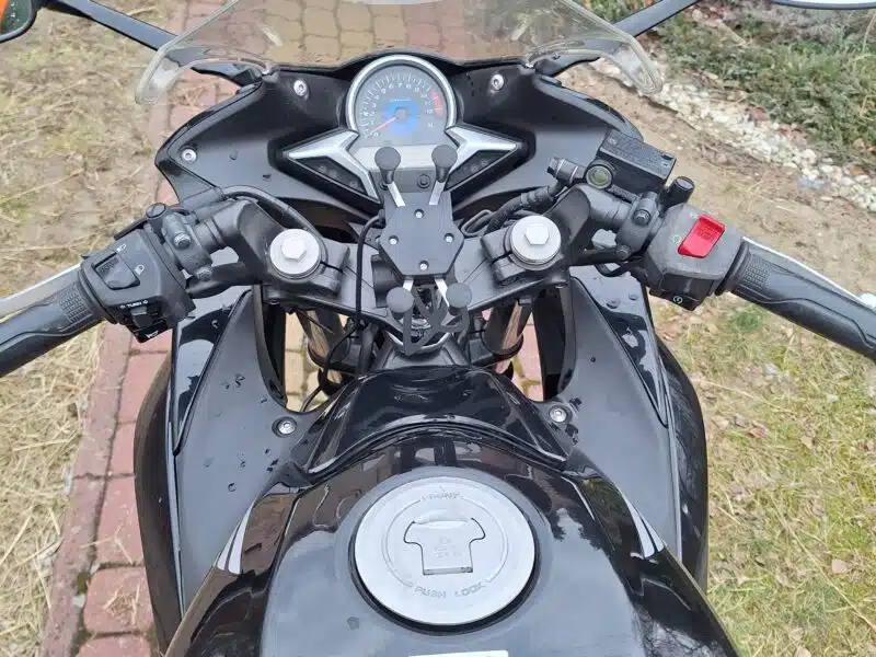 Honda cbr 250r 2011r. NISKI PRZEBIEG