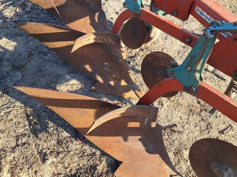 Pług kverneland 3 skibowy zagonowy 3x40 16"