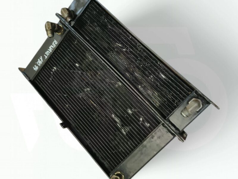 Chłodnica oleju 7700052788 0011170830 11170830 Renault 180.94 TZ